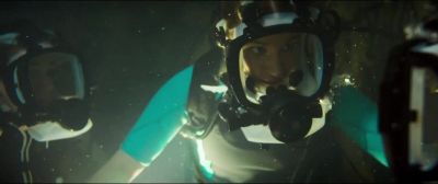 NICOLE What about the shark - 47 Meters Down: Uncaged