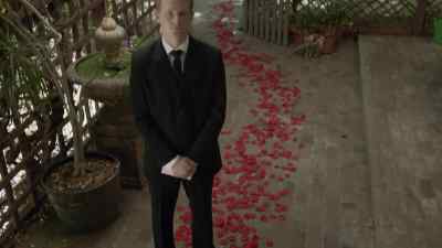 Nicole, will you kindly
accompany me, please? - Rake