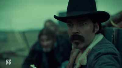 Nicole's still in the barn! - Wynonna Earp