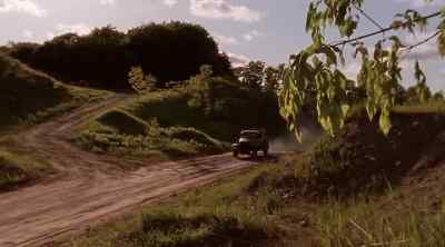 NIGEL: This is the way
Shandar will be coming. - Relic Hunter