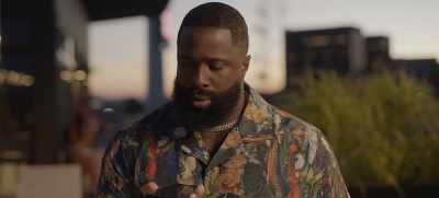 Nigga, is you deaf? Send me a picture! - South Side Hero