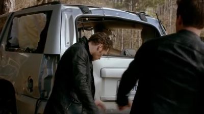 Nik. I was hoping to run into you. - The Originals