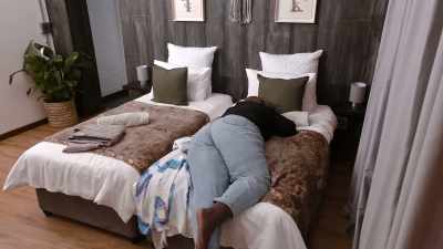 [Nikiwe] I feel very sad. - Love Never Lies: South Africa