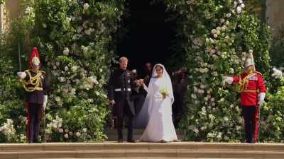 [NIKKHAH]: When Harry
gets married to Meghan - Elizabeth Windsor