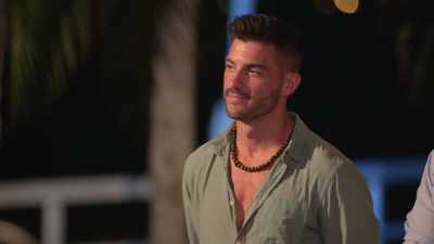 Nikki: Nakia, who are you
eliminating tonight -- - FBoy Island