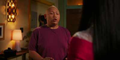 - Nikki, you seem so cool. - Reginald the Vampire