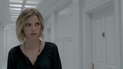 Niklaus, do not make another move. - The Originals