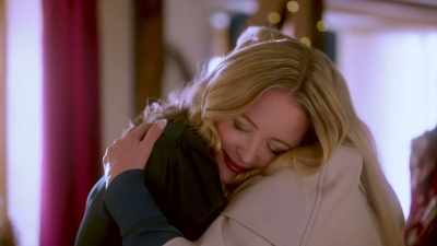 NINA: Hey, it's okay. - A Very English Christmas