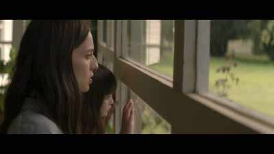 Nina is suspicious. - Fever Dream