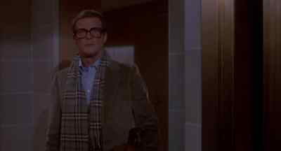 Ninth floor, isn't it, Doctor? - The Naked Face