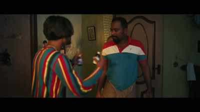 -Nirup bro!
-Coming. - Romancham