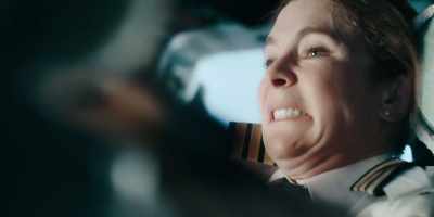 - No!
- Anna. Anna, s... Anna, s... stop! - Hijack
