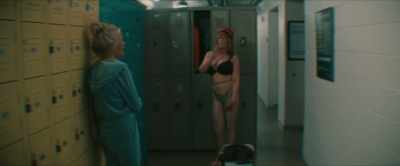 - No, Annette! Yes, Annette.
- It's true. Come on. - The Last Showgirl