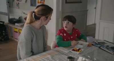- No, you ask her, she
will never say yes to me. - Justine