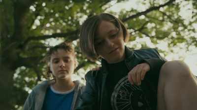 No birthday, no... death day? - Paper Girls