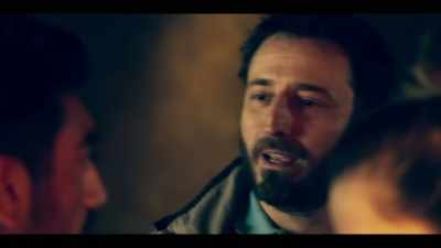 - No, bruv, I like this one.
- No, you like her touching you. - Informer