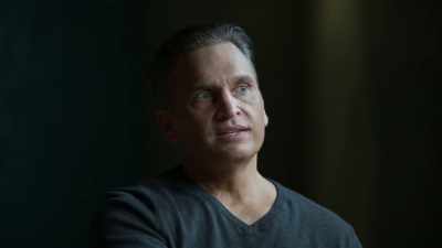 -: No, because by that point I was closing loans - Inside the Mind of a Con Artist