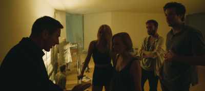 - No, you can't do that.
- Lucia, this is the situation: - The Realm