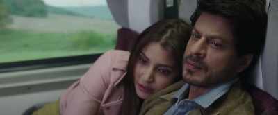 No, you can't go on like this.
You should go home. - Jab Harry Met Sejal