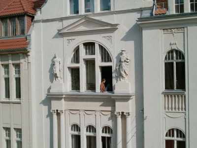 No, Cornelia had made it far. - Fabian: Going to the Dogs