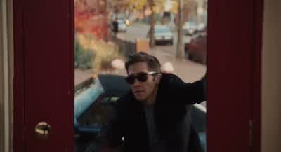 No. Damn it! Richard! Richard! Where is she? - Love & Other Drugs
