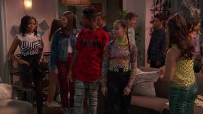 No dancing on the furniture, - Raven's Home