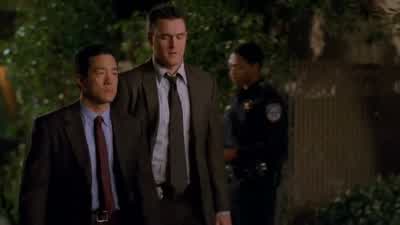 No detectable prints on the knife. - The Mentalist