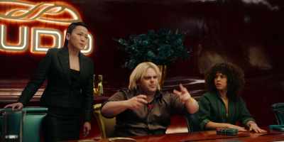 No, you did, like,
a... a puppet show, - Avenue 5