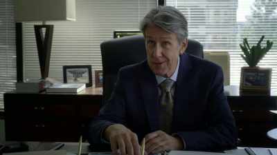 - No, we didn't "discuss it." - Dirty John