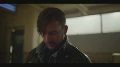 No, it didn't...
SHE SCOFFS - Passenger