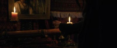 No, do not touch that.
It's dangerous. - Van Helsing