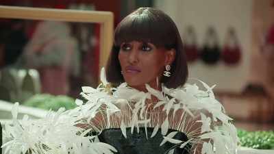 - No, don't.
- If she comes with drama, - The Real Housewives of Dubai