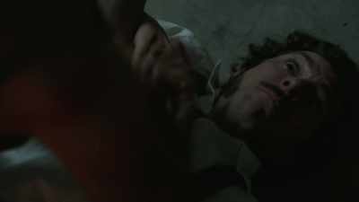 - No, he don't like it.
- Hit him, hit him with your big stick! - Quacks