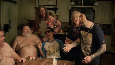 No don't pour that on your boo boo hand - Jackass 3D