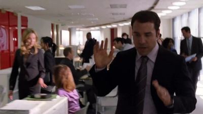 No e-mails, no faxes,
no phone calls, no nothing. - Entourage