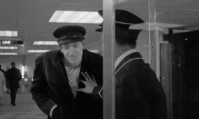 - No exit.
- Sorry. - Morgan!
