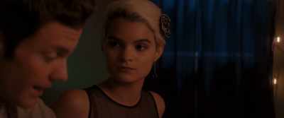 - No, figure
I'll stay in tonight. - Tragedy Girls