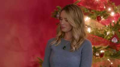 No. Gifts are never opened
until after Christmas dinner. - Jingle Bell Princess