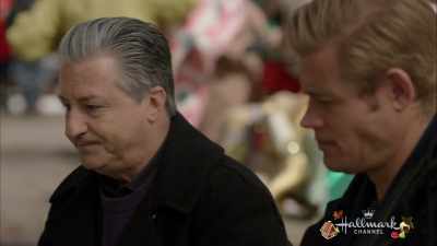 No, after Ginger and Oliver
walk back down the aisle, - Marry Me at Christmas