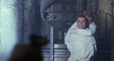 No! Hamilton, don't shoot. - Contamination