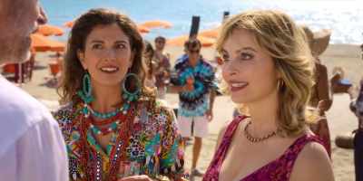 -No, she hasn't.
-Yes, I have. Frozen pizza guy. - La Dolce Villa