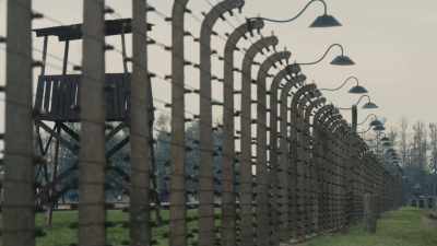 No hay nada que exprimir de mí.
Estoy como. - The Tattooist’s Son: Journey to Auschwitz