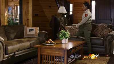 No. He's doing a private
charter for Roma this morning. - Romance in the Wilds