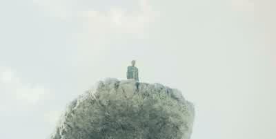 No, he's doing... - Midsommar