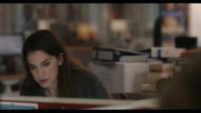 No, I also interviewed people
for the Wall Street piece. - Inventing Anna