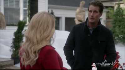 No, I am, but I'm not. - Entertaining Christmas