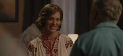 - No, I can't stand them.
- (LAUGHS) - Frayed