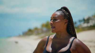 - No, I didn't get mad about--
- You were so upset. - The Real Housewives Ultimate Girls Trip