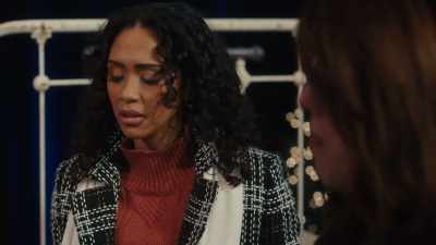No. I didn't mean love love. - A Show-Stopping Christmas