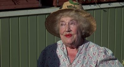 No I didn't see her all day today - Charley Varrick
